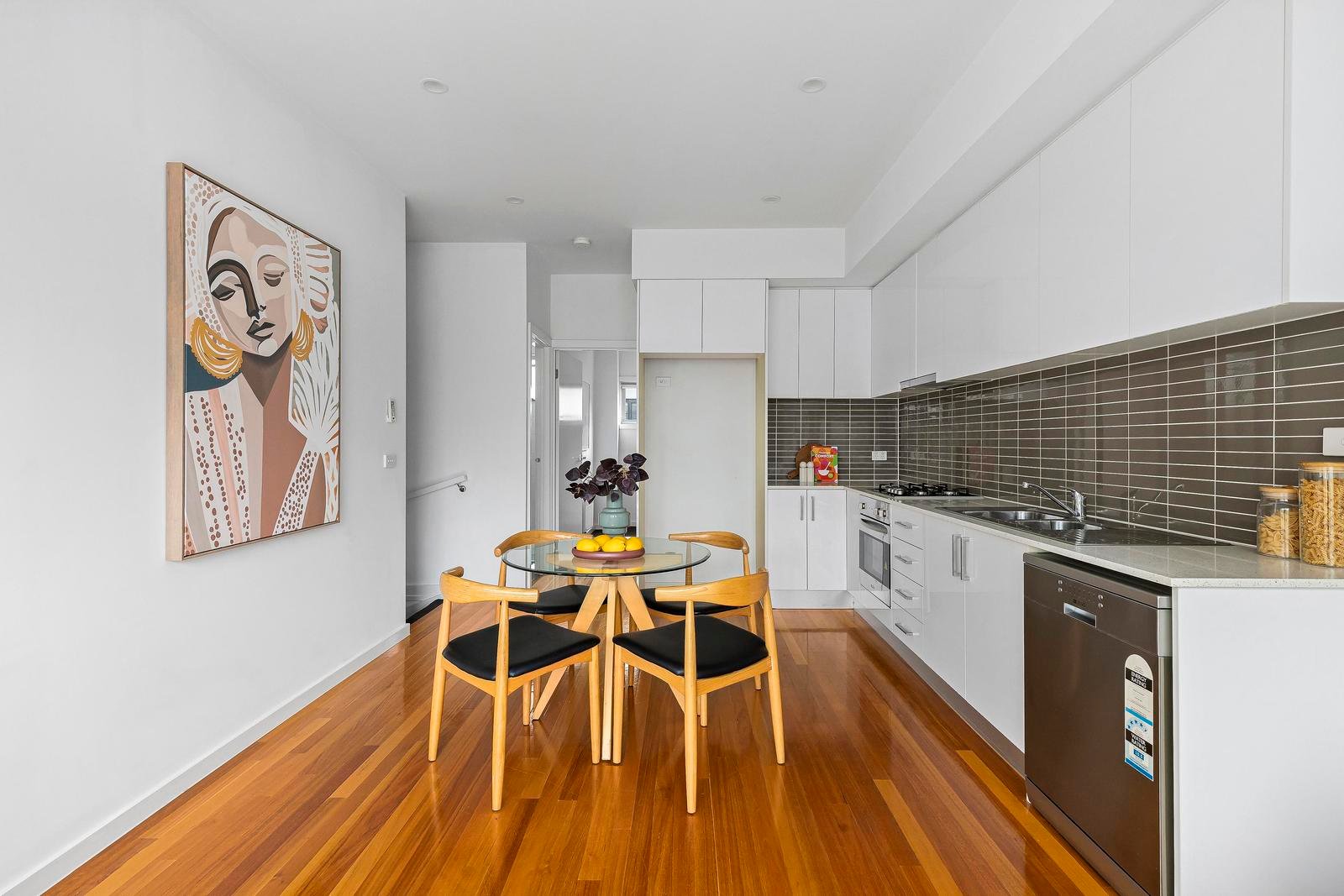 3/10 Lorensen Avenue, Coburg North – representative photo
